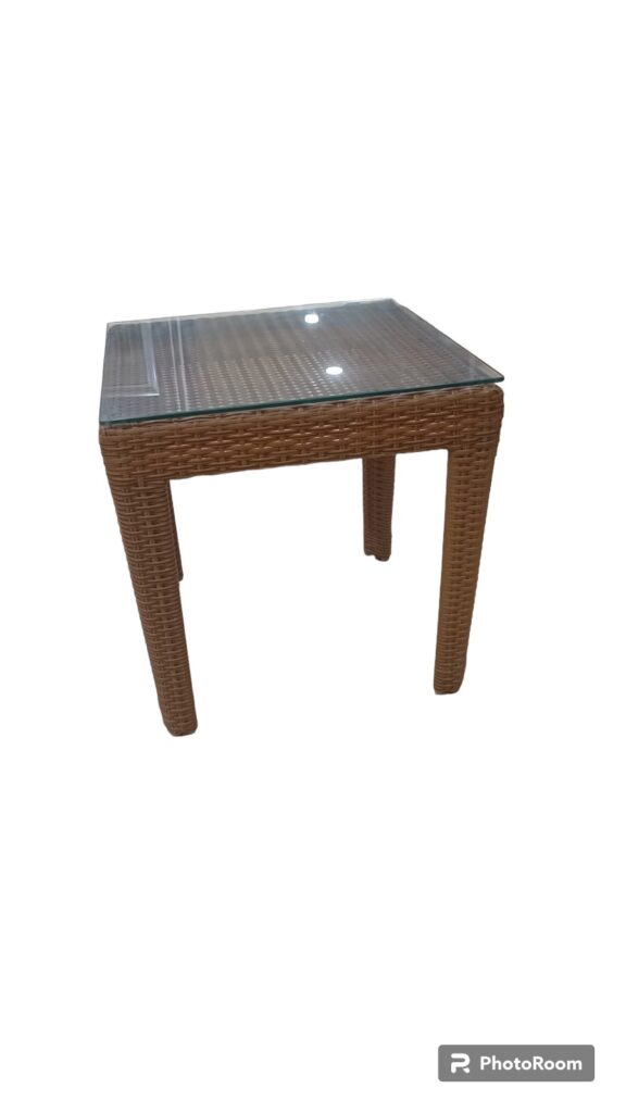 Mesa lateral Mateo beige pvc